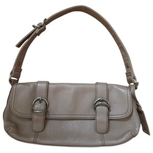 Kenneth Cole Reaction Tan Leather Bag with gold buckle detail